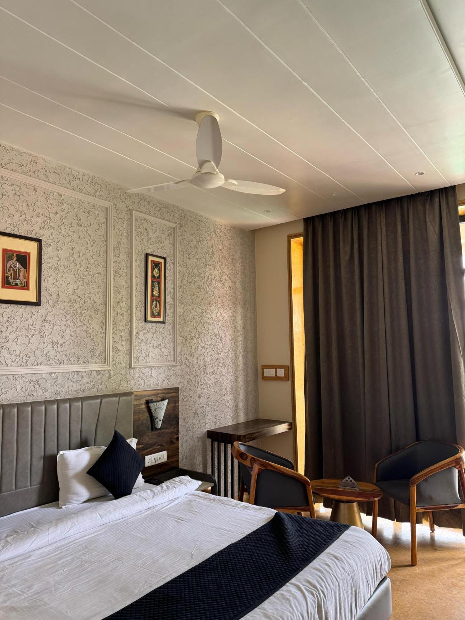 Sukoon Resort Puskár Kültér fotó